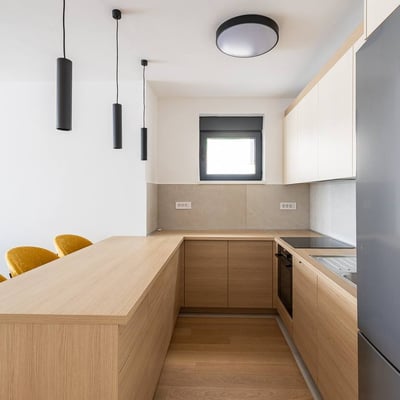 Location d’un élégant appartement de 3 pièces, 82 m², Voždovac, Belgrade, Serbie